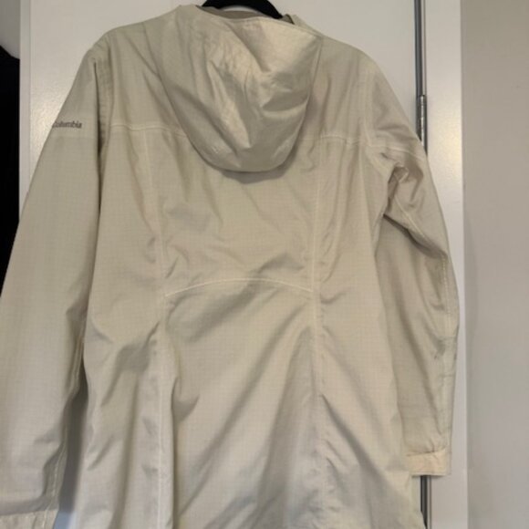 Columbia women's spring/fall jacket - Size XL - Picture 3 of 9